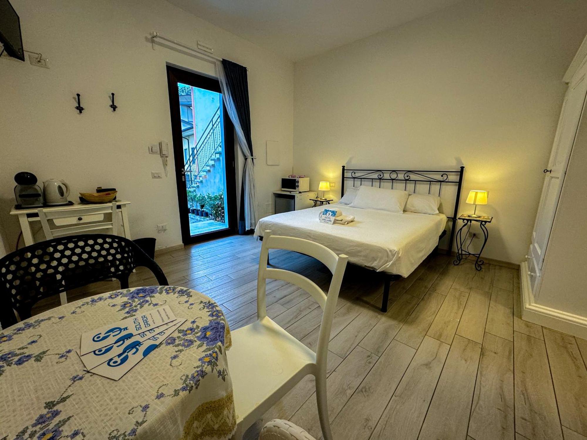Sg Rooms - Casa Laura Peschiera del Garda Luaran gambar