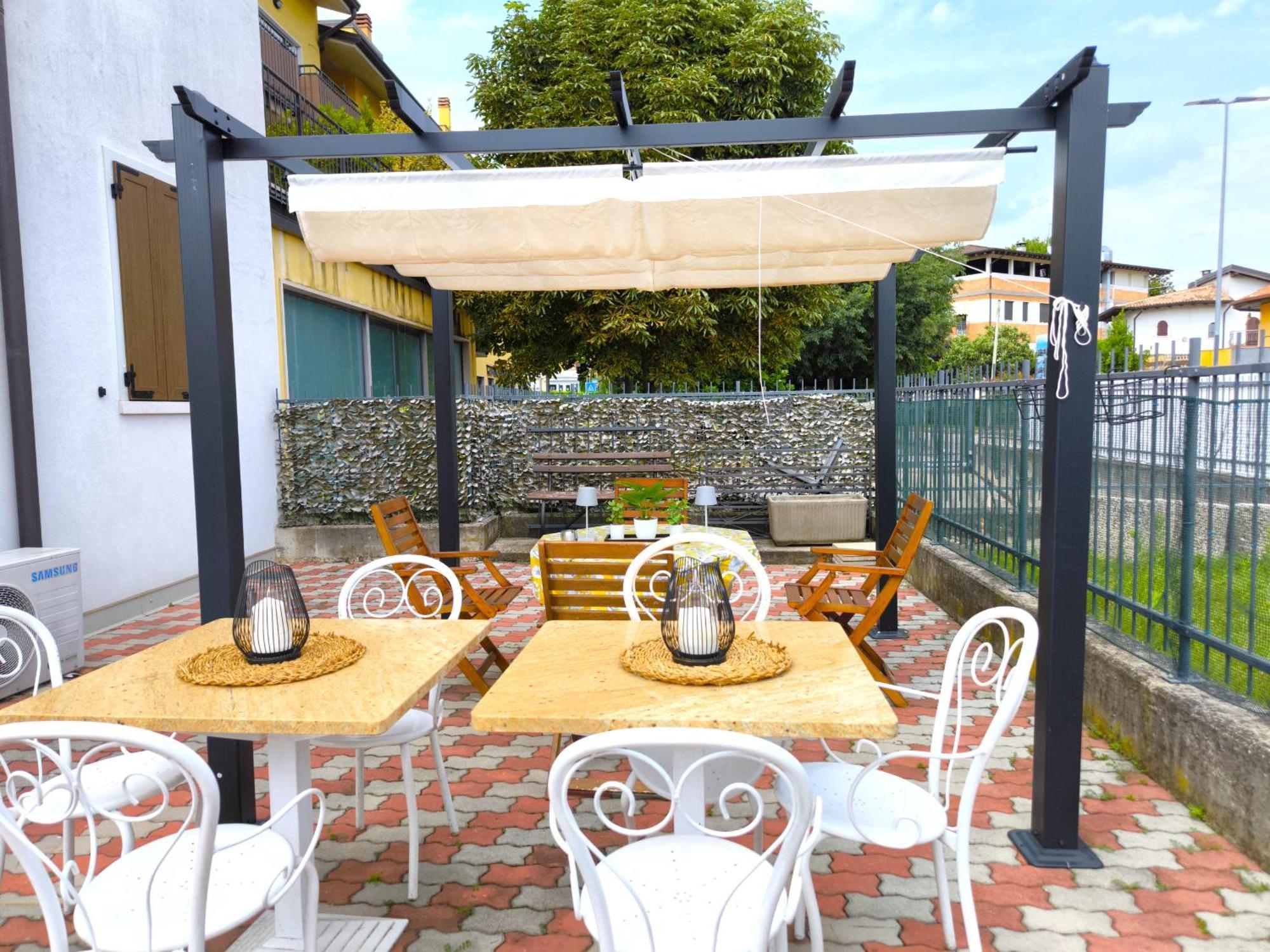 Sg Rooms - Casa Laura Peschiera del Garda Luaran gambar