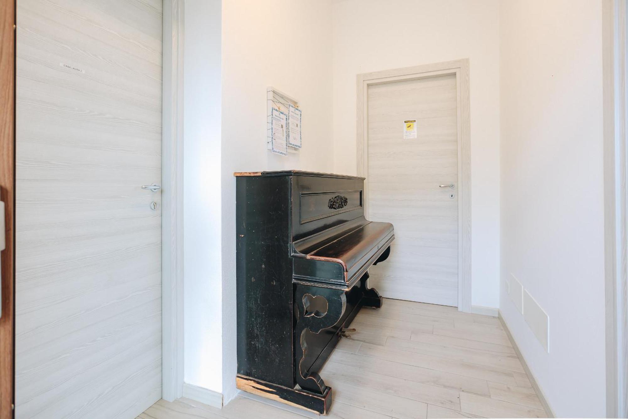Sg Rooms - Casa Laura Peschiera del Garda Luaran gambar